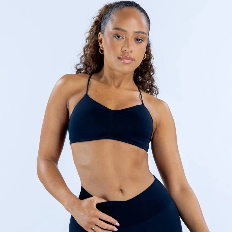 Elevate Your Workout with the Vision Seamless Sports Bra - Medium Support Halter Neck Yoga Crop Top for Women
